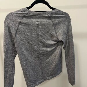 Lululemon long sleeve crop top